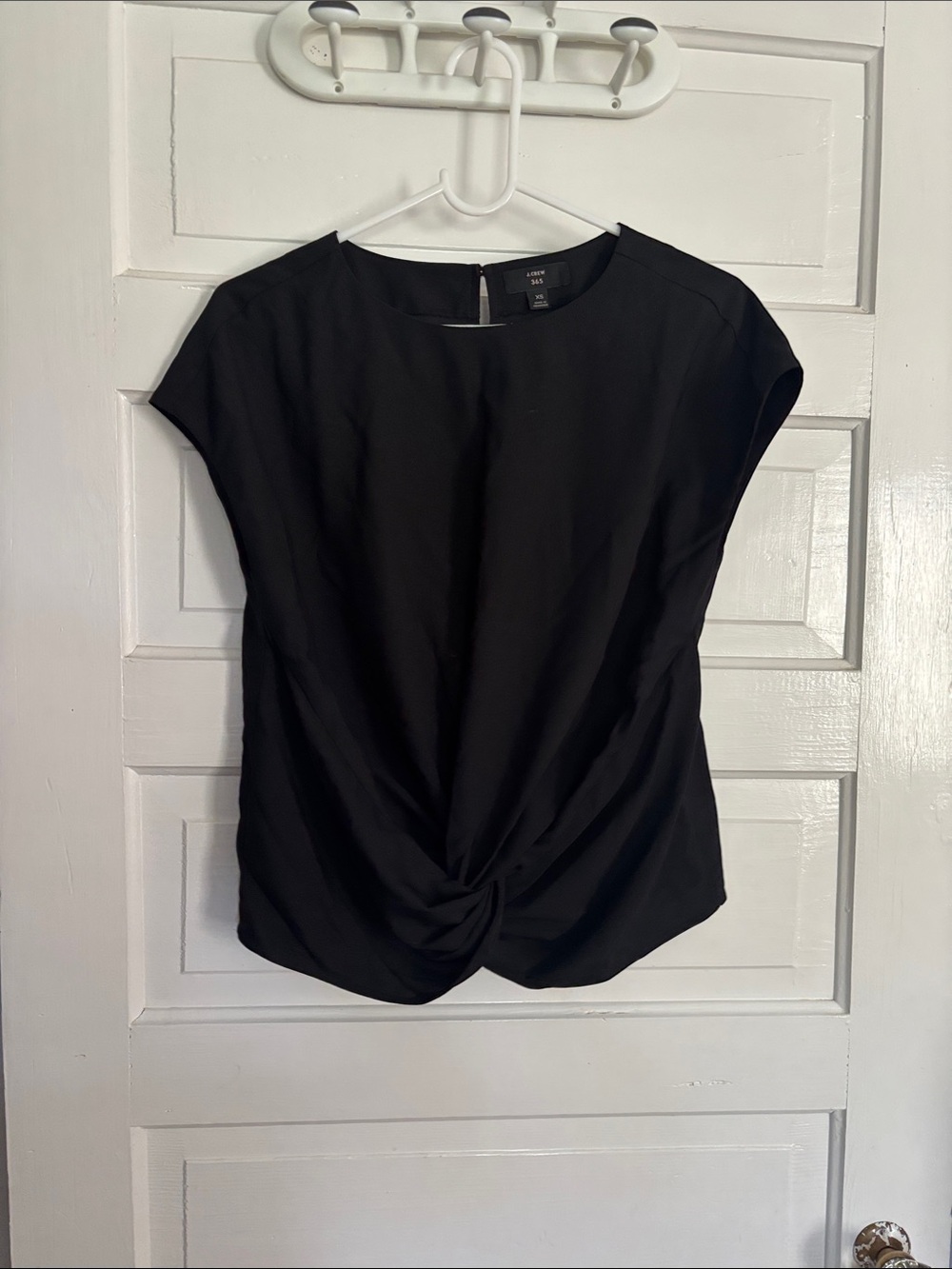 J.Crew 365 Black Twist-Front Cap Sleeve Blouse
